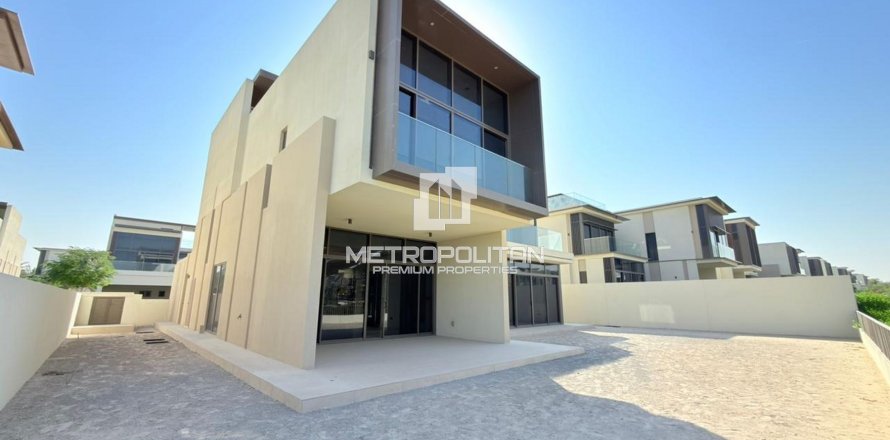 4 bedrooms Villa No. 129624