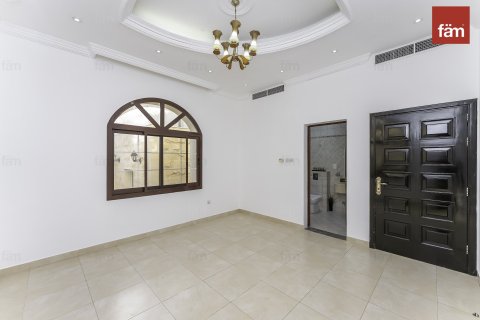 Villa de 6 dormitorios  No. 133976 15