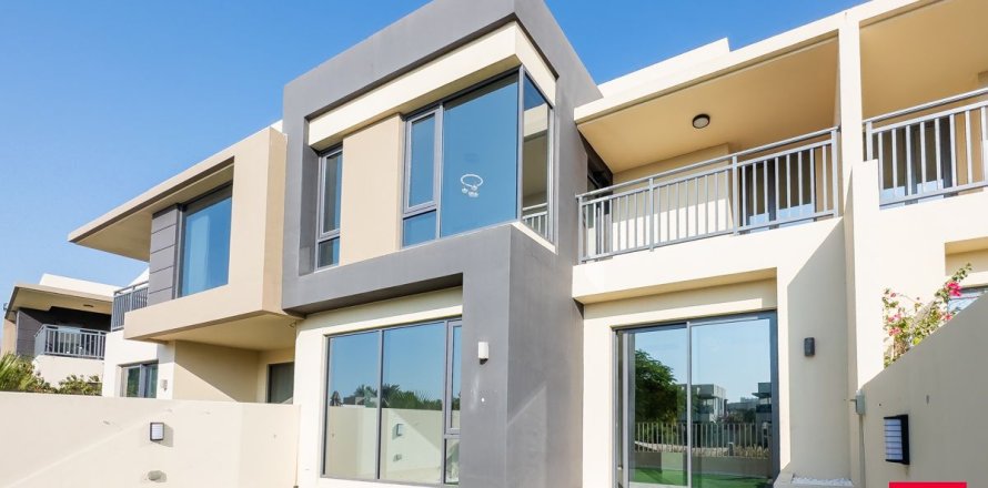 4 غرف نوم تاون هاوس  رقم 132131