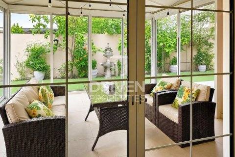 4 غرف نوم فيلا في Nadd Al Sheba, الإمارات العربية المتحدة رقم 204796 9