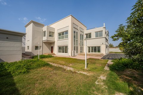 Villa de 6 dormitorios en Al Barsha, UAE No. 208658 15