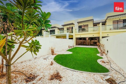 4 غرف نوم تاون هاوس  رقم 111308 17