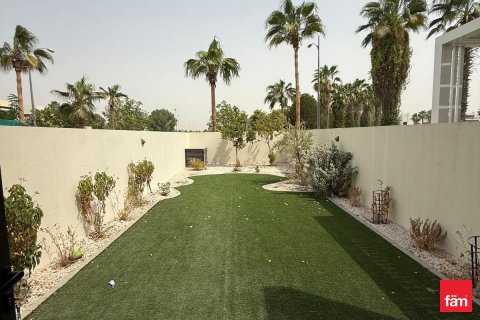 4 غرف نوم تاون هاوس  رقم 111308 18