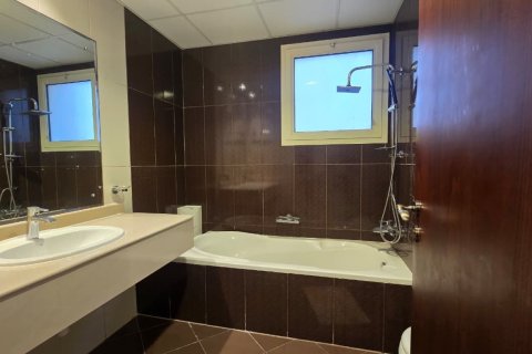 2 bedrooms Apartment in Ras Al Khaimah, UAE No. 183869 16