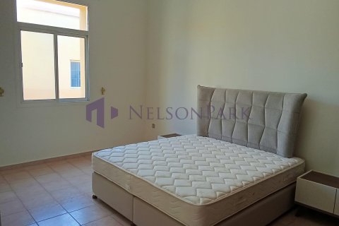4 bedrooms Villa in Doha, Qatar No. 60997 6