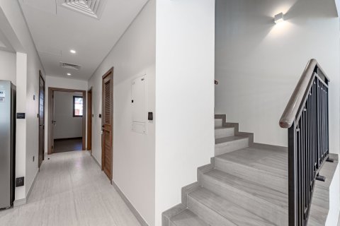 Townhouse de 4 dormitorios en The World Islands, UAE No. 210473 9