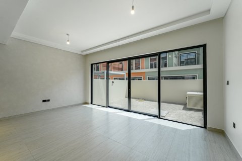 Townhouse de 4 dormitorios en The World Islands, UAE No. 210473 6