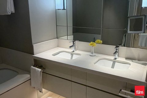 Квартира с 2 спальнями в Даунтаун Дубай (Даунтаун Бурдж Дубай), ОАЭ №162373 13