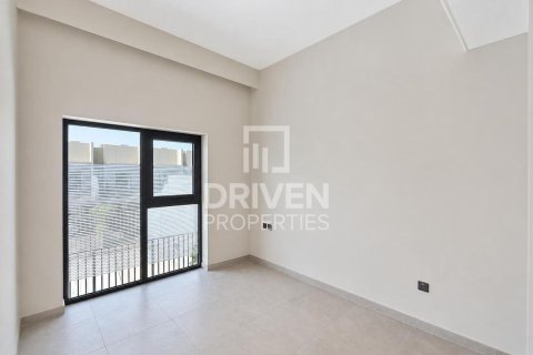 4 bedrooms Townhouse in Mohammed Bin Rashid City, UAE No. 191890 3