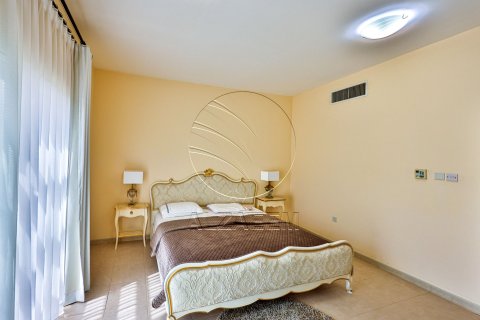 2 bedrooms Villa No. 127860 17