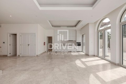 4 bedrooms Villa in District One, UAE No. 204304 3