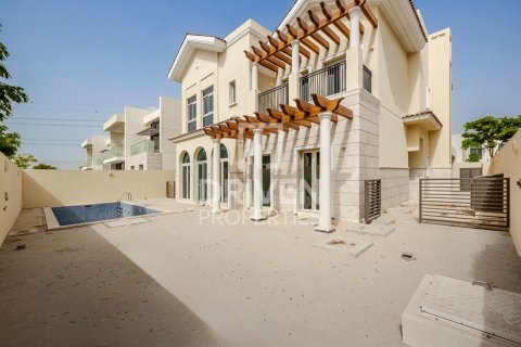 4 bedrooms Villa in District One, UAE No. 204304 21