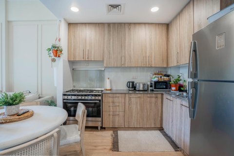 2 bedrooms Apartment in Dubai, UAE No. 151176 30