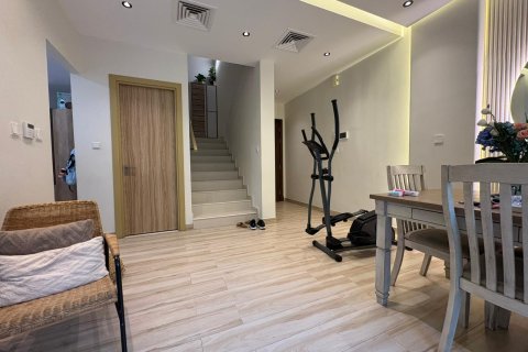 3 bedrooms Townhouse in Dubai, UAE No. 151180 9