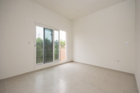 3 bedrooms Townhouse in Dubai, UAE No. 151180 7