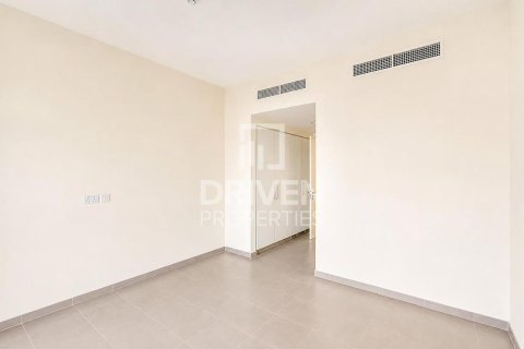 2 bedrooms Apartment in EMAAR South, UAE No. 193121 6