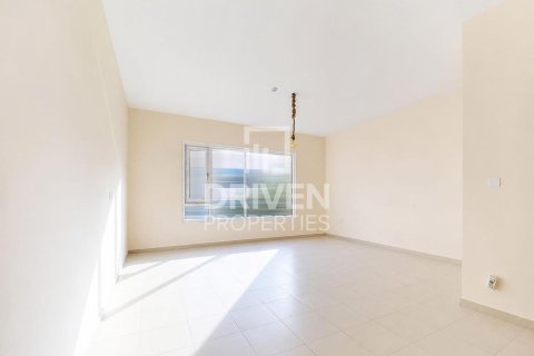 2 bedrooms Apartment in EMAAR South, UAE No. 193121