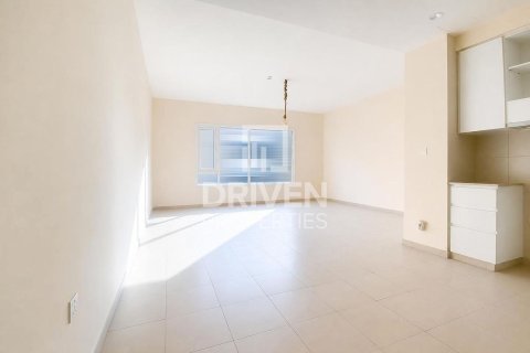 2 bedrooms Apartment in EMAAR South, UAE No. 193121 4