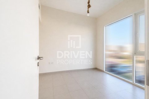 2 bedrooms Apartment in EMAAR South, UAE No. 193121 8