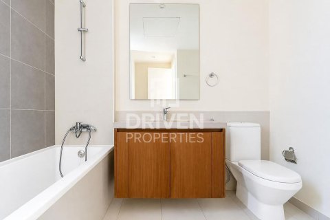 2 bedrooms Apartment in EMAAR South, UAE No. 193121 3