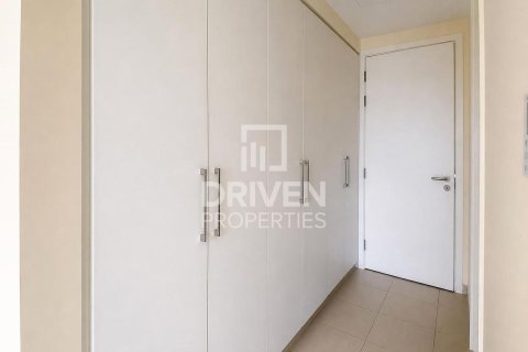 2 bedrooms Apartment in EMAAR South, UAE No. 193121 13