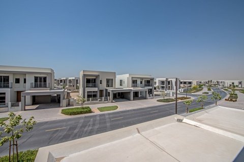 4 bedrooms Villa in Dubai Hills Estate, UAE No. 195119 6