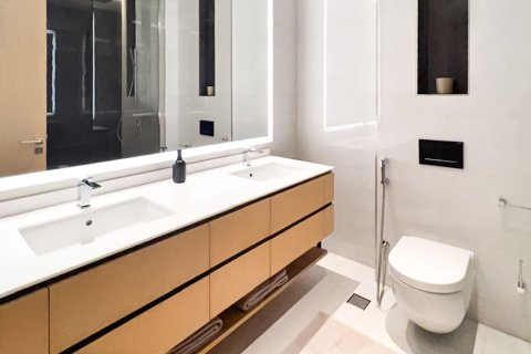 2 bedrooms Duplex in SLS Dubai Hotel & Residences, UAE No. 195116 13