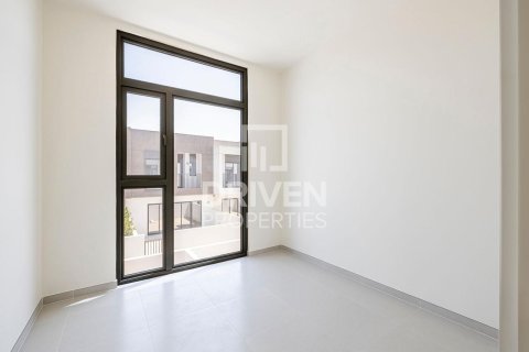 3 غرف نوم فيلا في EMAAR South, الإمارات العربية المتحدة رقم 200735 14
