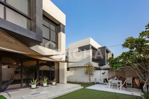 Вилла с 3 спальнями в DAMAC Hills (Akoya by DAMAC), ОАЭ №155701 29