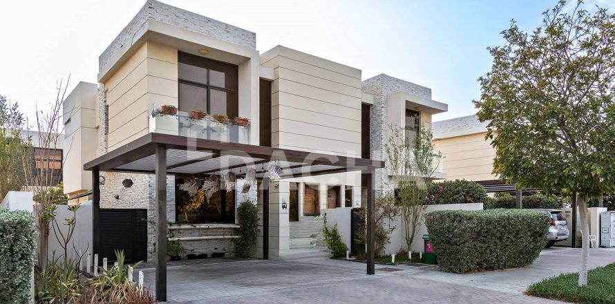 Вилла с 3 спальнями в DAMAC Hills (Akoya by DAMAC), ОАЭ №155701