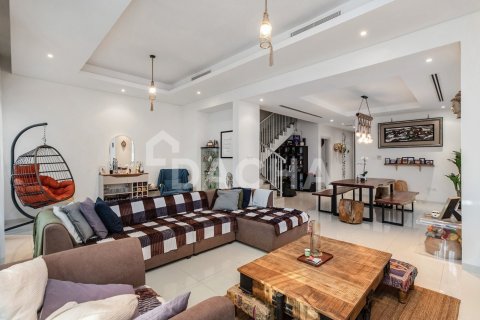 Вилла с 3 спальнями в DAMAC Hills (Akoya by DAMAC), ОАЭ №155701 12