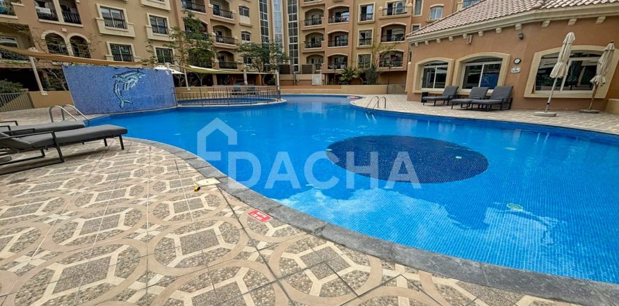 Квартира с 3 спальнями в Diamond Views, ОАЭ №155703