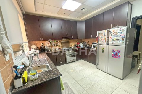 Квартира с 3 спальнями в Diamond Views, ОАЭ №155703 10