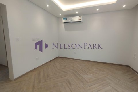 5 bedrooms Villa in Doha, Qatar No. 58525 10
