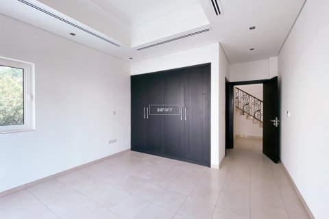 4 غرف نوم فيلا في Al Furjan, الإمارات العربية المتحدة رقم 102761 9