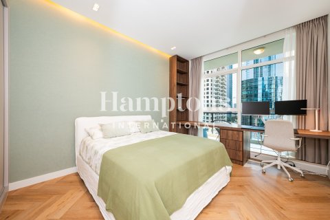 Квартира с 2 спальнями в The Address Dubai Marina, ОАЭ №156534 11
