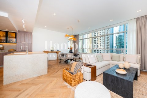 Квартира с 2 спальнями в The Address Dubai Marina, ОАЭ №156534 9