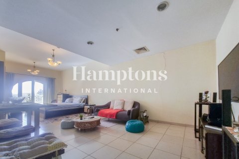 Studio Apartment in FIVE at Jumeirah Village Circle, UAE No. 156537 9