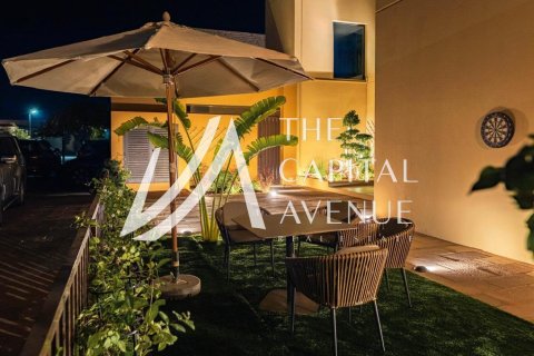 5 bedrooms Villa in Ghantoot, UAE No. 186830 4