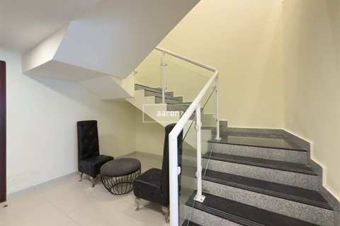 Квартира с 3 спальнями  №106646 6