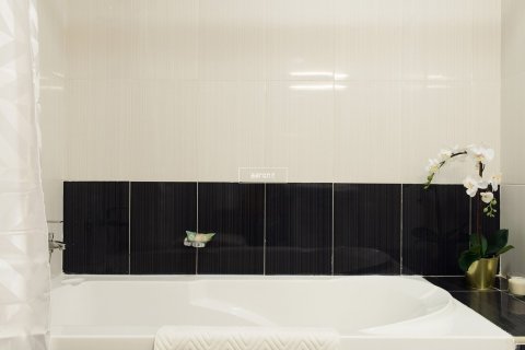 3 bedrooms Apartment  No. 106646 16