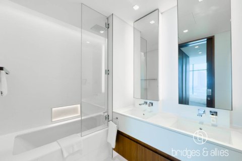 Apartment de 3 dormitorios en The Hills, UAE No. 102445 14