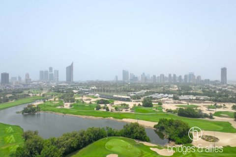Apartment de 3 dormitorios en The Hills, UAE No. 102445 2