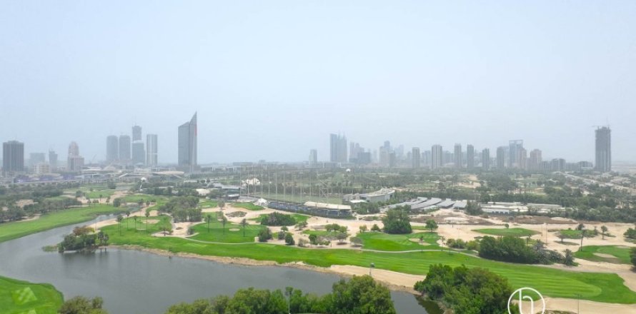 Apartment de 3 dormitorios en The Hills, UAE No. 102445