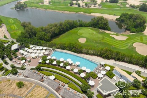 Apartment de 3 dormitorios en The Hills, UAE No. 102445 22