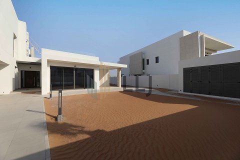 Villa de 6 dormitorios en  Yas Island, UAE No. 102052 14