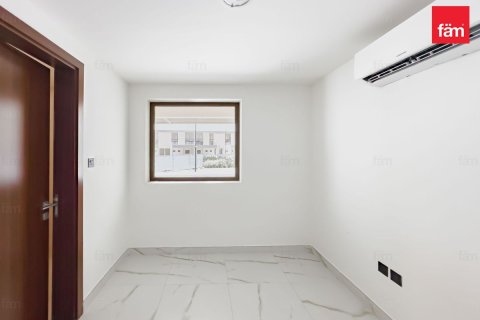 4 bedrooms Townhouse  No. 116934 14