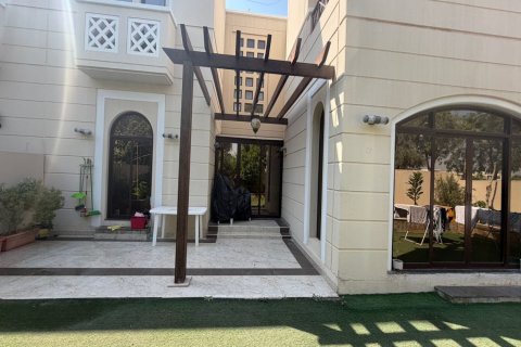 4 غرف نوم تاون هاوس في مُدُنْ, الإمارات العربية المتحدة رقم 164236 23