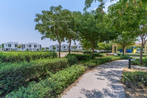 3 غرف نوم فيلا في Arabella Townhouses, الإمارات العربية المتحدة رقم 164235 28