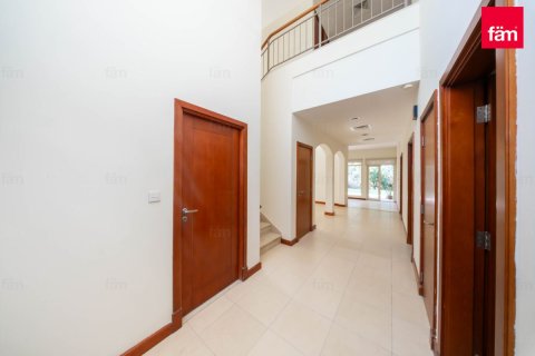 3 bedrooms Villa in Dubai, UAE No. 166214 14